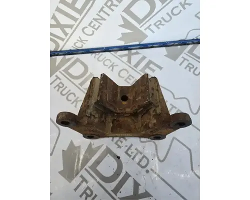 International MAXXFORCE DT Engine Mounts