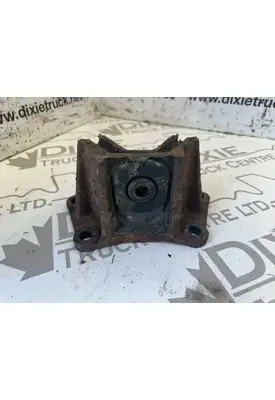 International MAXXFORCE DT Engine Mounts