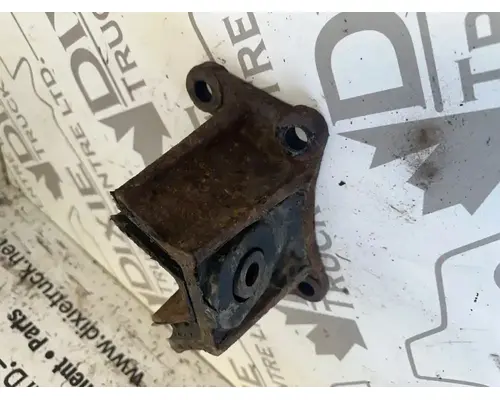 International MAXXFORCE DT Engine Mounts