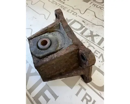 International MAXXFORCE DT Engine Mounts