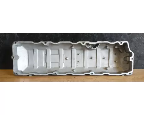 International MAXXFORCE DT Valve Cover