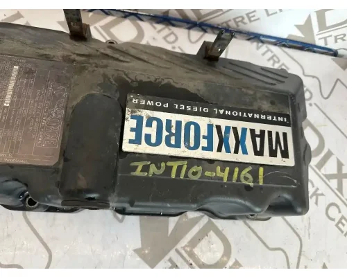 International MAXXFORCE DT Valve Cover