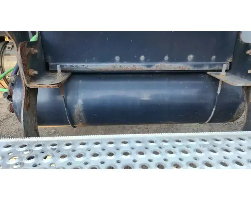 International MV607 Air Tank