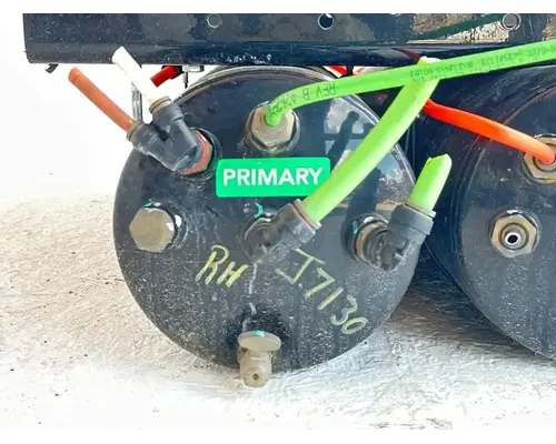 International MV607 Air Tank