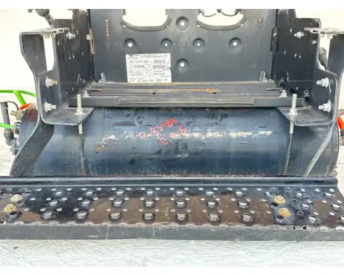 International MV607 Air Tank