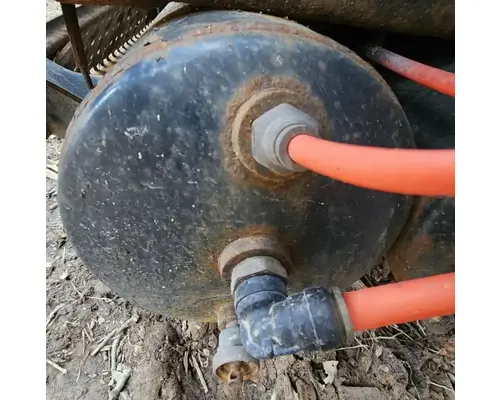 International MV607 Air Tank