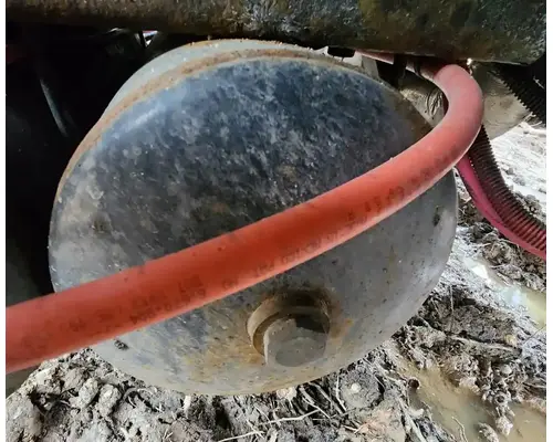 International MV607 Air Tank
