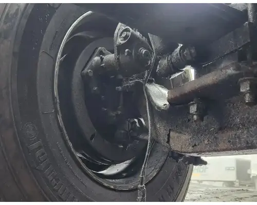 International MV607 Axle Assy, Fr (4WD)