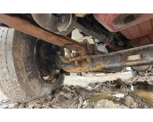 International MV607 Axle Assy, Fr (4WD)