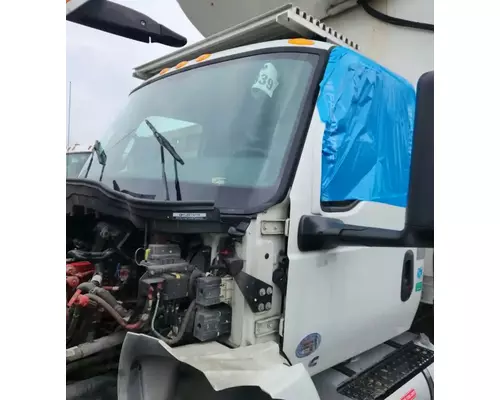 International MV607 Cab