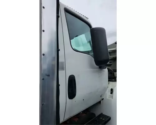 International MV607 Cab