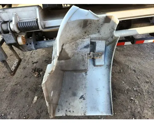 International MV607 Fender Extension