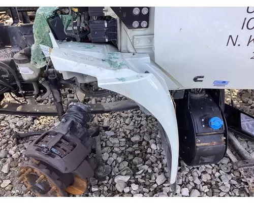 International MV607 Fender