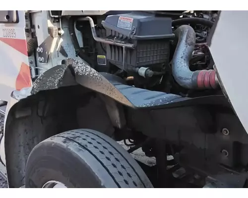 International MV607 Fender