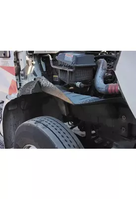 International MV607 Fender