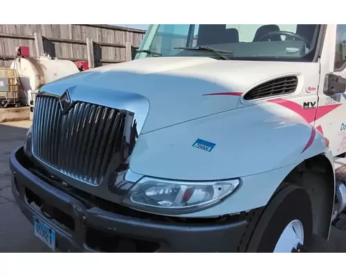 International MV607 Hood