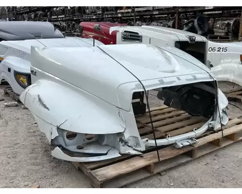 International MV607 Hood