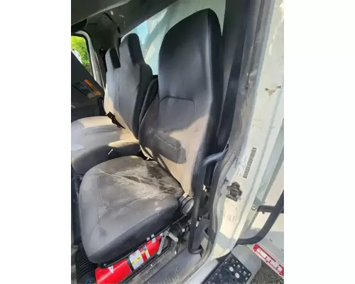 International MV607 Seat, Front