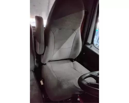 International MV607 Seat, Front