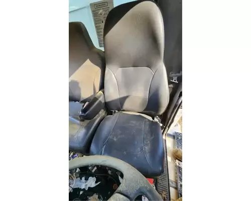 International MV607 Seat, Front