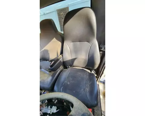 International MV607 Seat, Front