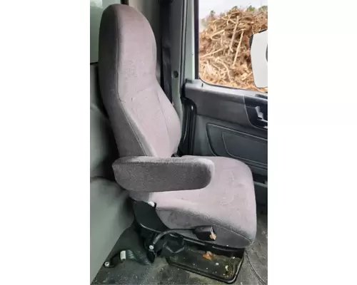International MV607 Seat, Front
