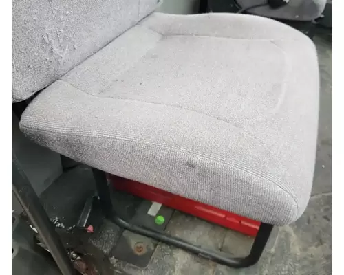 International MV607 Seat, Front
