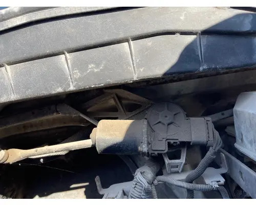  INTERNATIONAL MA065 Truck Salvage International Inc