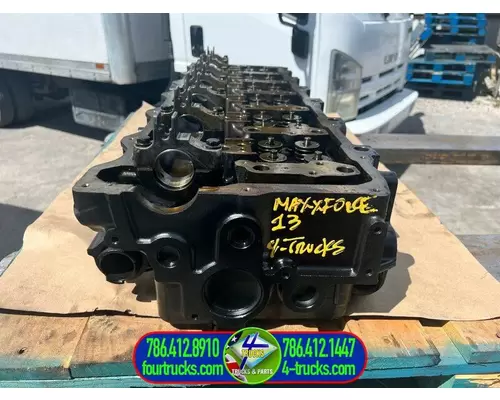 International MaxxForce 13 Cylinder Head