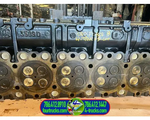 International MaxxForce 13 Cylinder Head