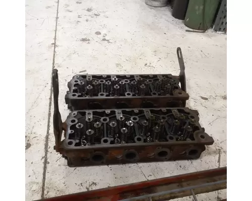 International MaxxForce7 Cylinder Head