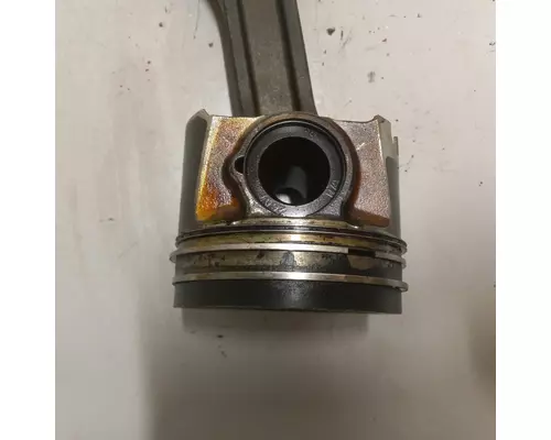 International MaxxForce7 Piston Assembly