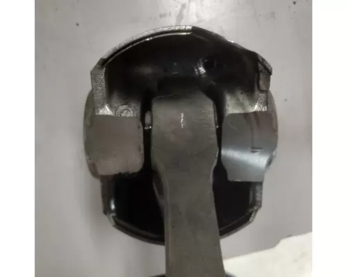 International MaxxForce7 Piston Assembly