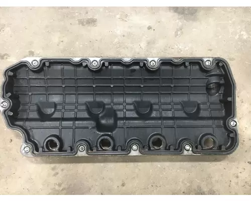 International MaxxForce7 Valve Cover