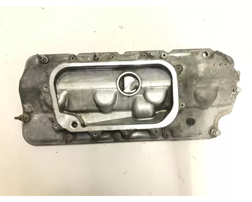 International MaxxForce7 Valve Cover