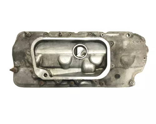 International MaxxForce7 Valve Cover