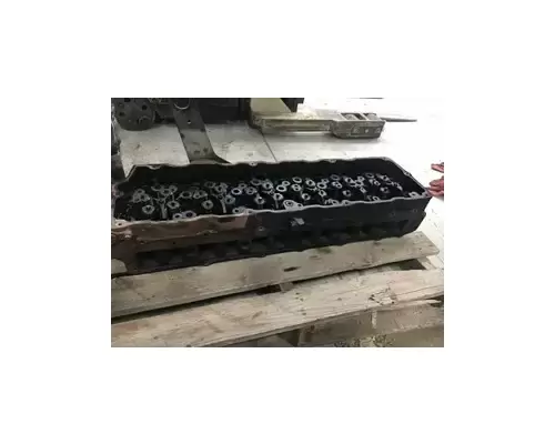 International MaxxForceDT Cylinder Head