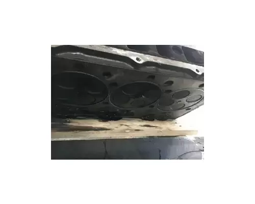 International MaxxForceDT Cylinder Head