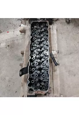 International MaxxForceDT Cylinder Head