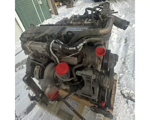 International MaxxForceDT Engine Assembly