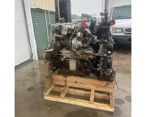 International MaxxForceDT Engine Assembly