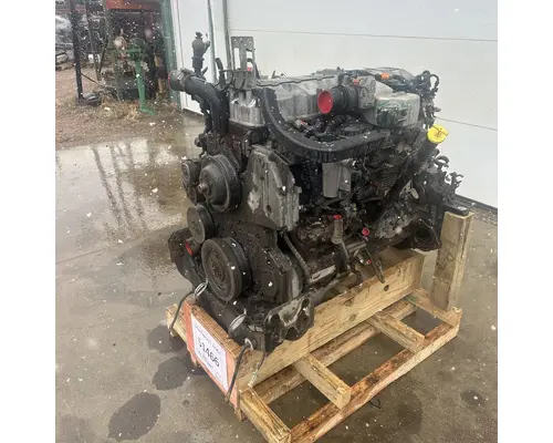 International MaxxForceDT Engine Assembly