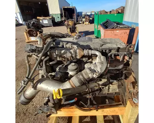 International MaxxForceDT Engine Assembly