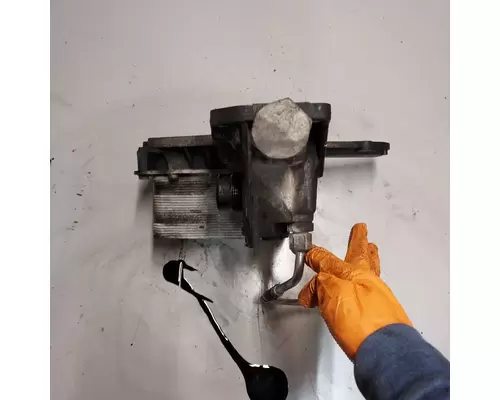 International MaxxForceDT Engine Oil Cooler