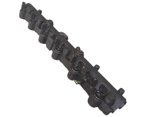 International MaxxForceDT Oil Manifold