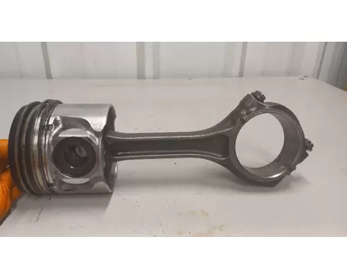 International MaxxForceDT Piston Assembly
