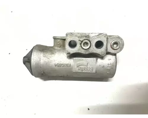 International MaxxForceDT Suspension Compressor