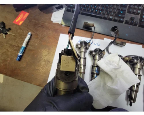 Fuel Injector INTERNATIONAL MaxxForce DT crest truck parts