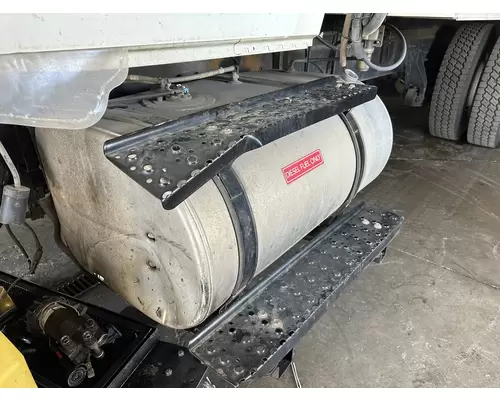Fuel Tank INTERNATIONAL MV607 DTI Trucks