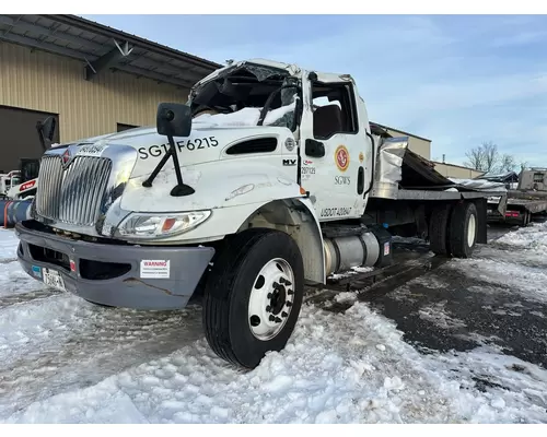 Grille INTERNATIONAL MV607 Dutchers Inc   Heavy Truck Div  Ny